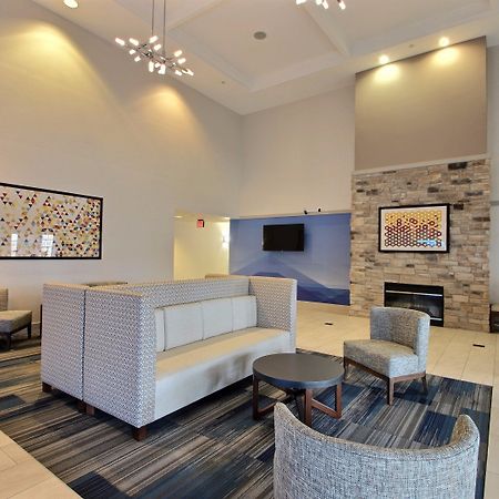 Holiday Inn Express Hotel & Suites Milwaukee Airport By Ihg Esterno foto
