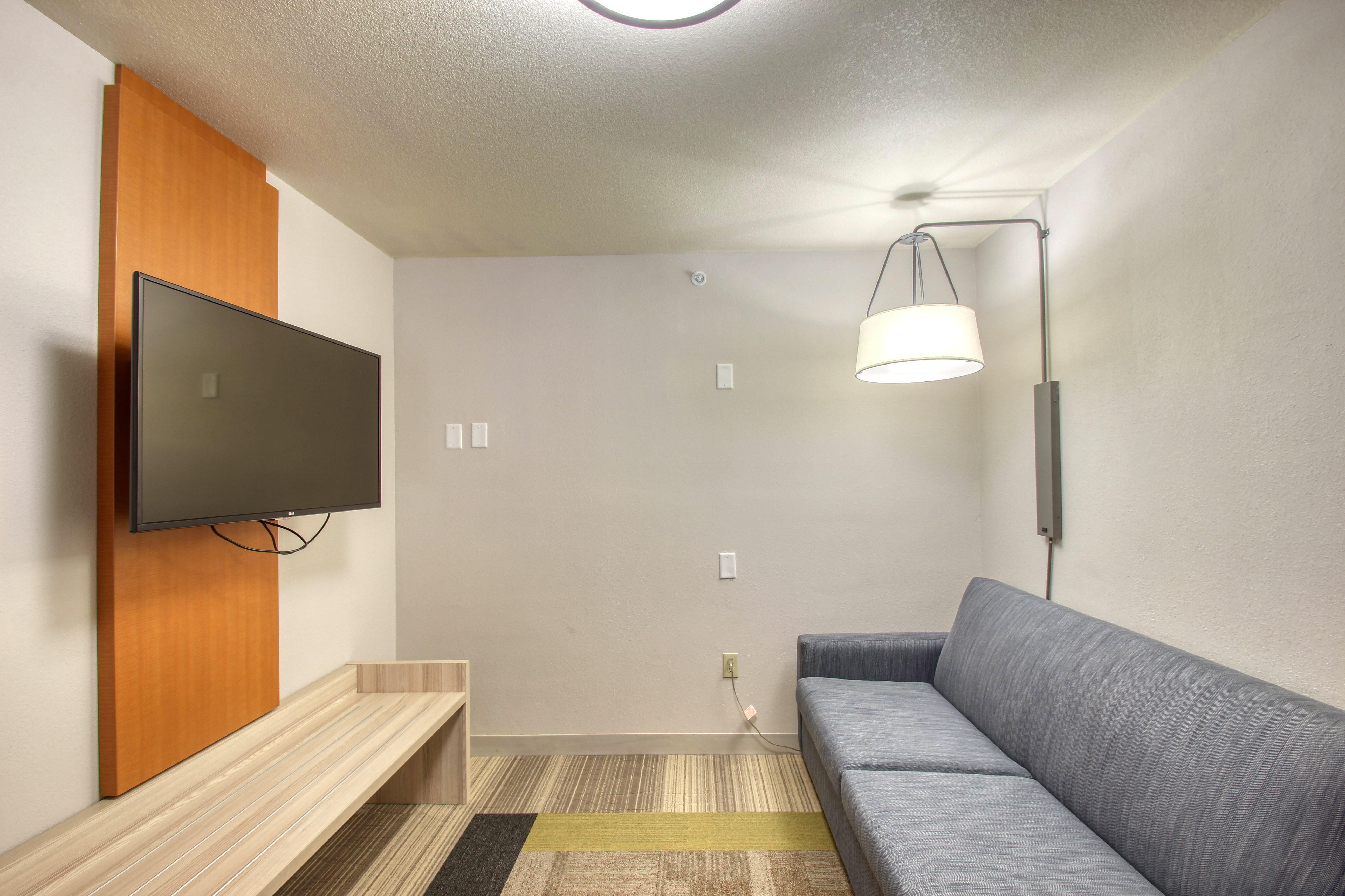 Holiday Inn Express Hotel & Suites Milwaukee Airport By Ihg Esterno foto