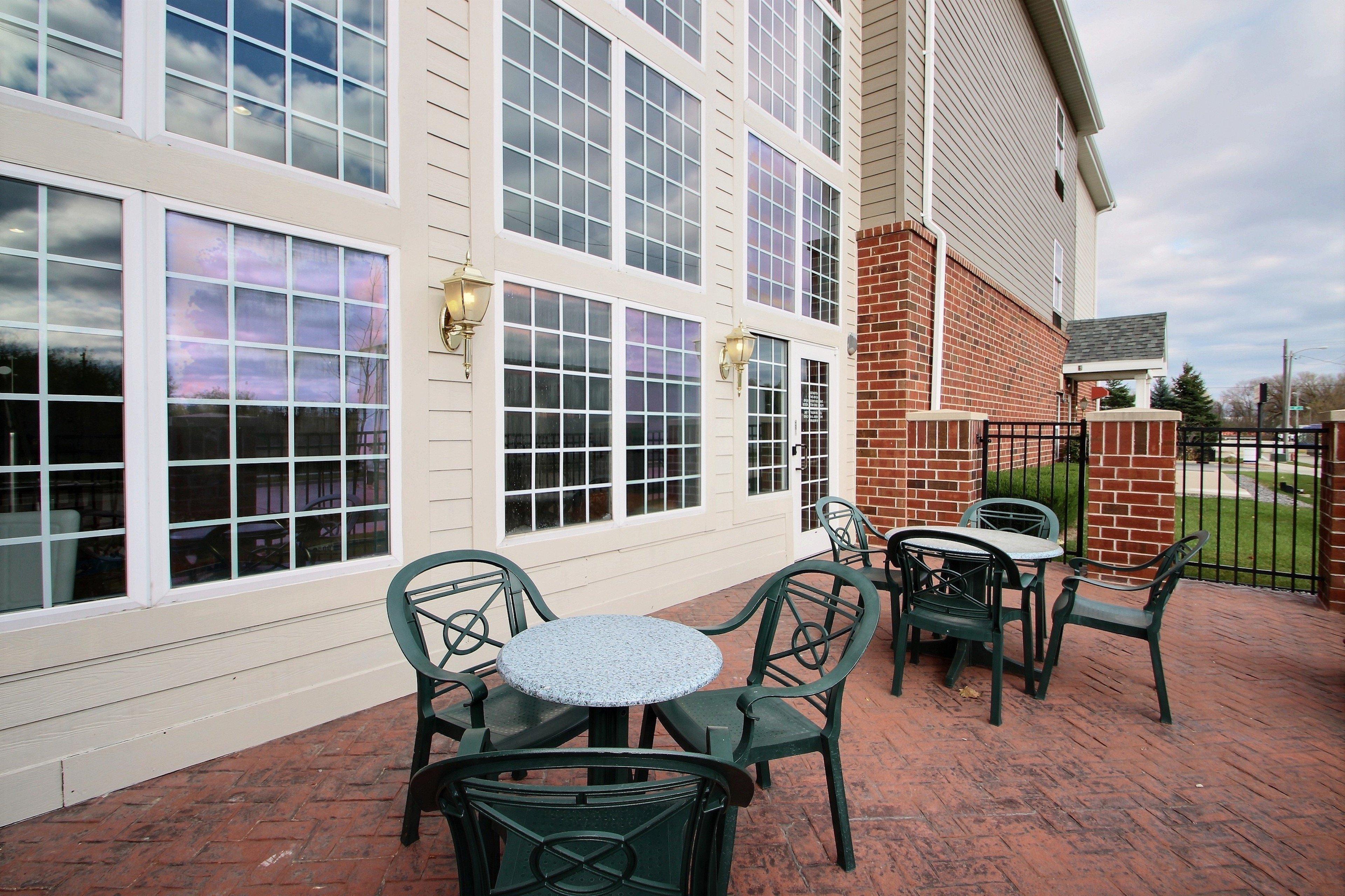 Holiday Inn Express Hotel & Suites Milwaukee Airport By Ihg Esterno foto
