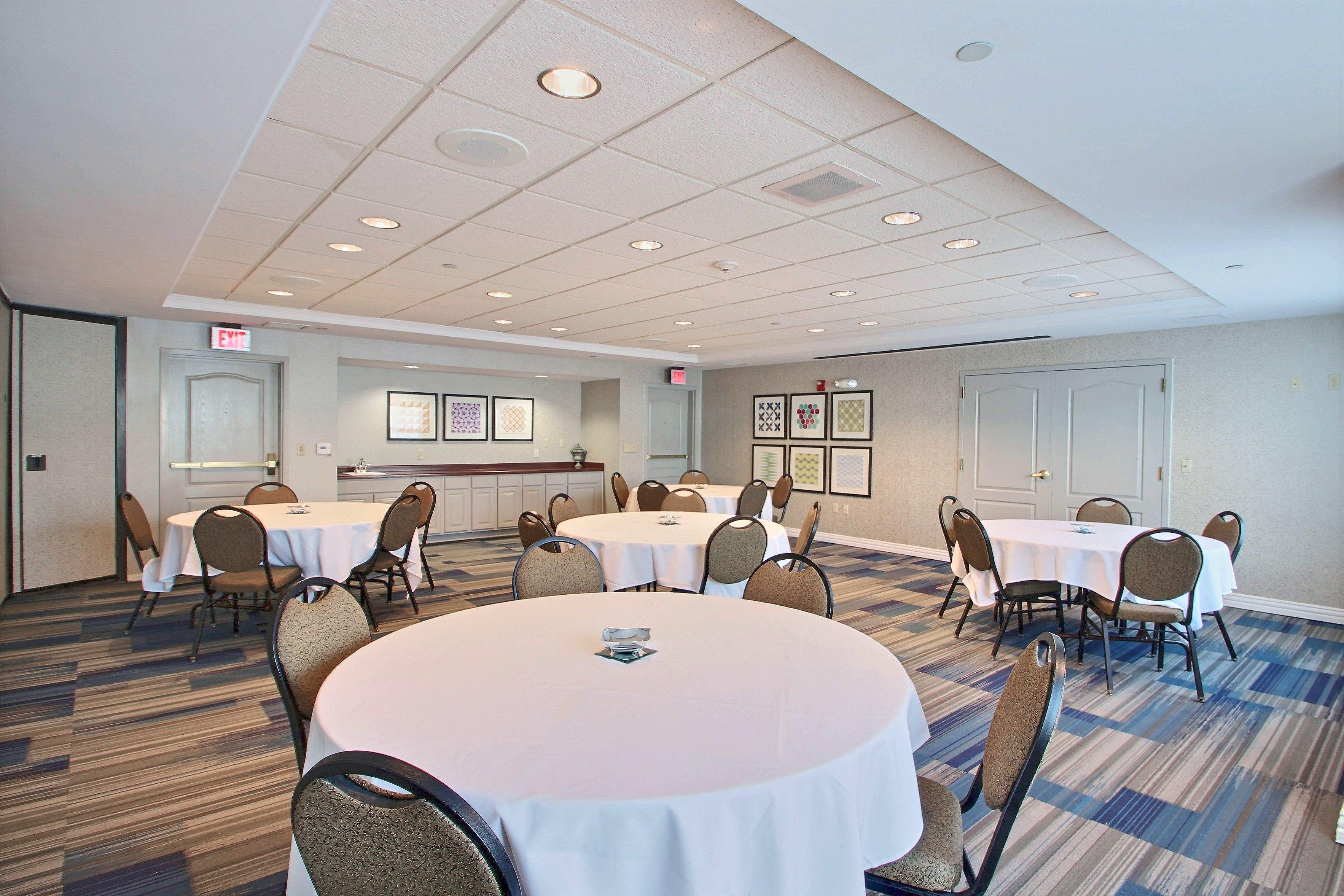 Holiday Inn Express Hotel & Suites Milwaukee Airport By Ihg Esterno foto