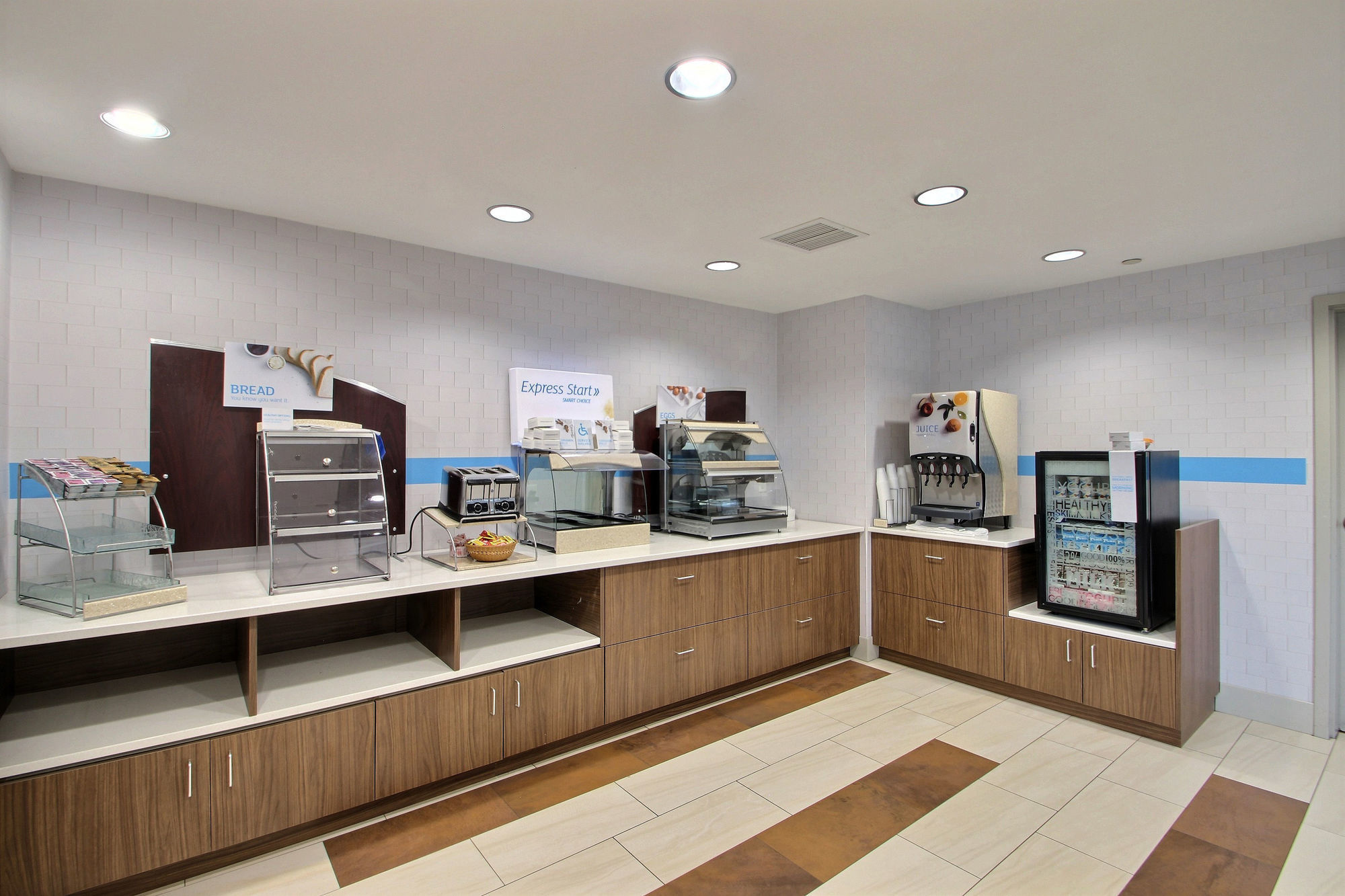 Holiday Inn Express Hotel & Suites Milwaukee Airport By Ihg Esterno foto